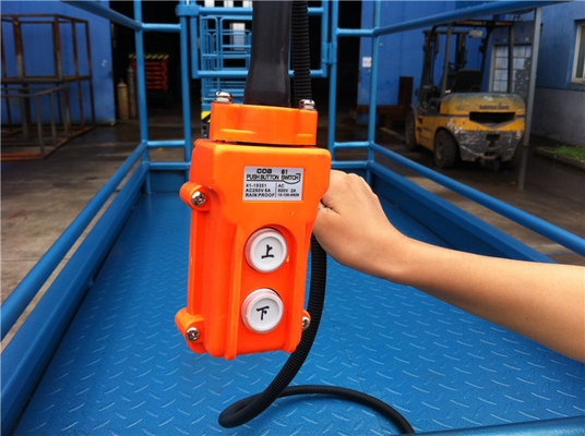 Two Control Box Mobile Scissor Lift Table 380V 50HZ Voltage Scissor Arm Support