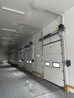 A porta seccional é uma das portas industriais mais utilizadas na actualidade.